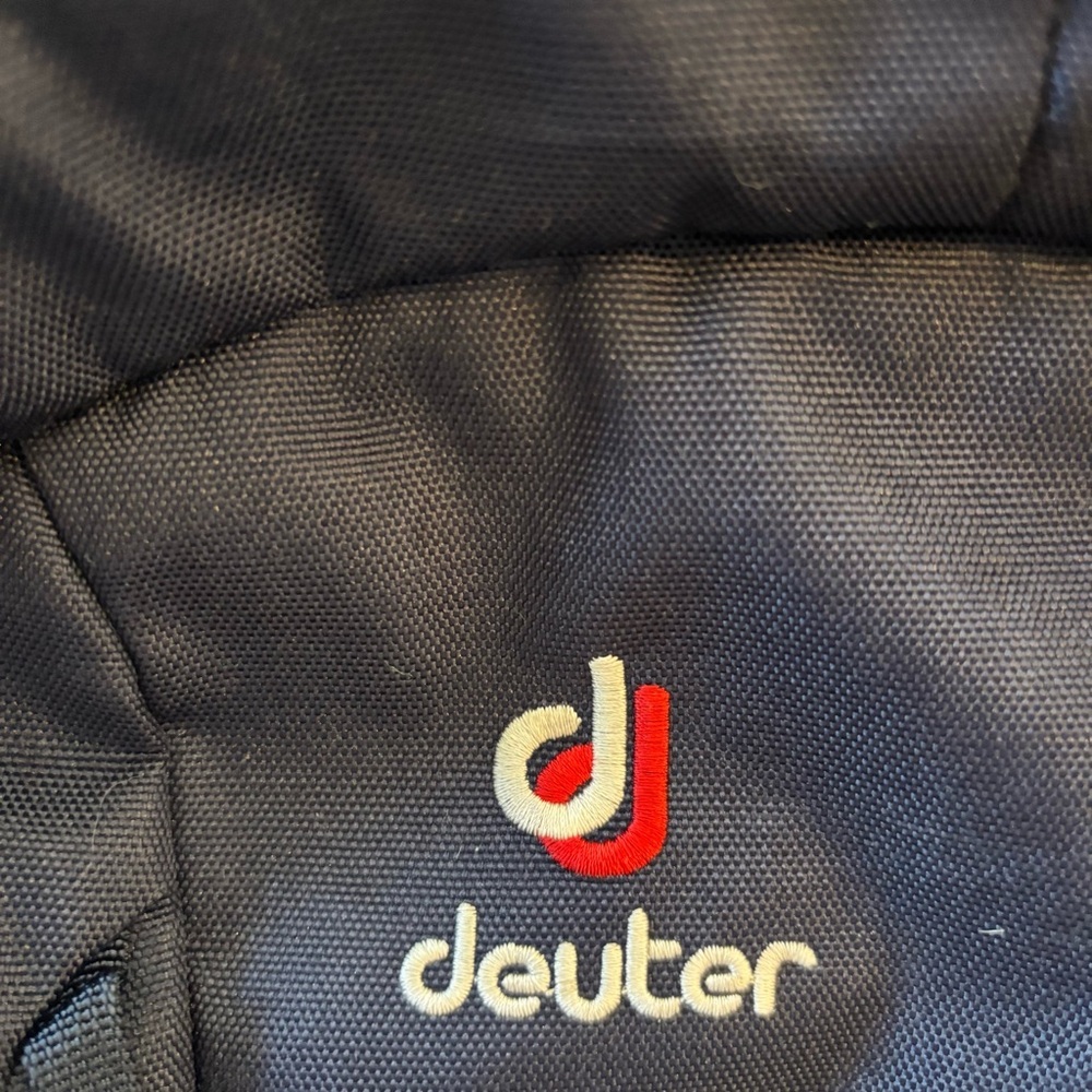Deuter StepOut 22 Blue and Red Backpack - Picture 2 of 9